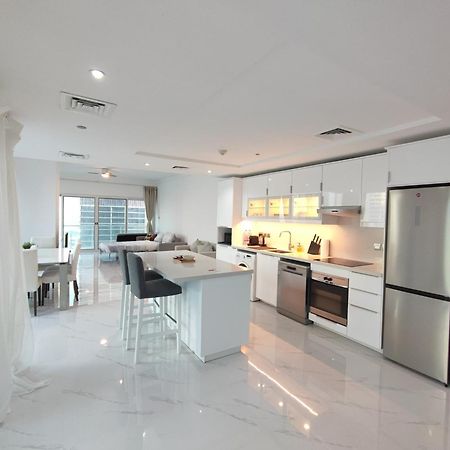 One Bedroom Apartment With Pool & Gym Near Marina Dubai Dış mekan fotoğraf