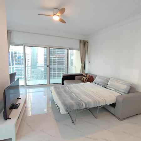 One Bedroom Apartment With Pool & Gym Near Marina Dubai Dış mekan fotoğraf