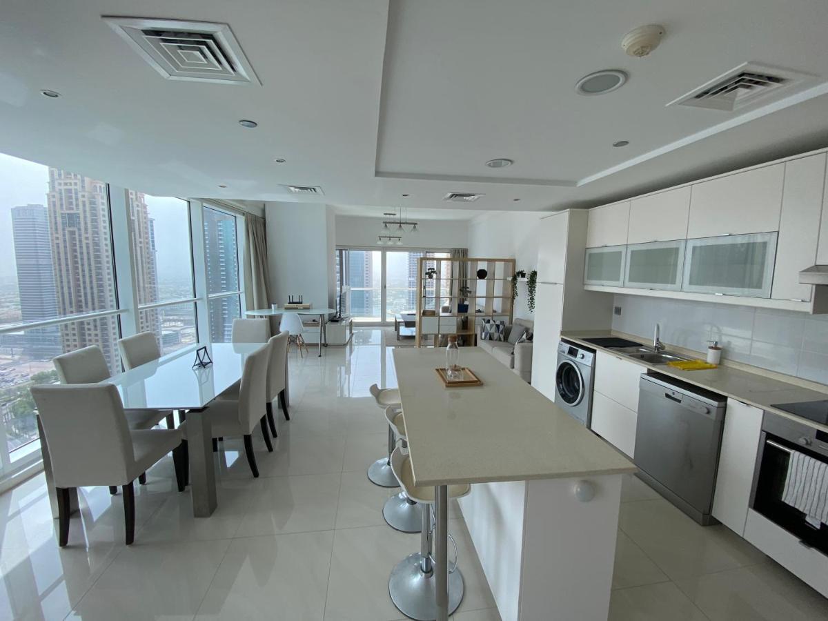 One Bedroom Apartment With Pool & Gym Near Marina Dubai Dış mekan fotoğraf