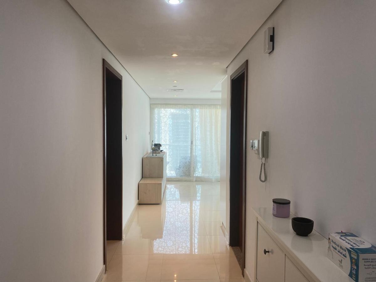 One Bedroom Apartment With Pool & Gym Near Marina Dubai Dış mekan fotoğraf