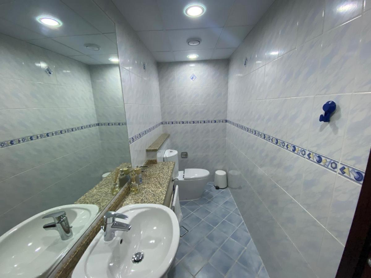 One Bedroom Apartment With Pool & Gym Near Marina Dubai Dış mekan fotoğraf