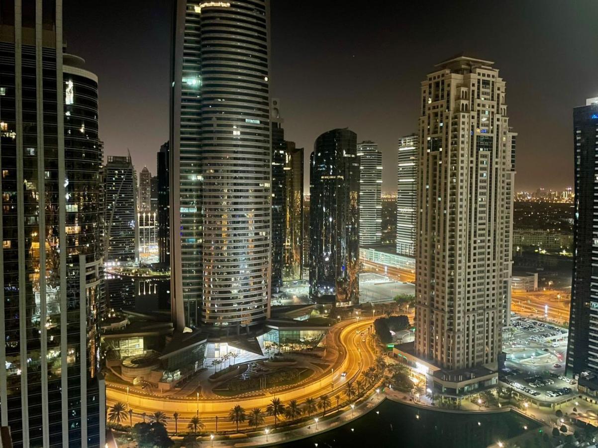 One Bedroom Apartment With Pool & Gym Near Marina Dubai Dış mekan fotoğraf