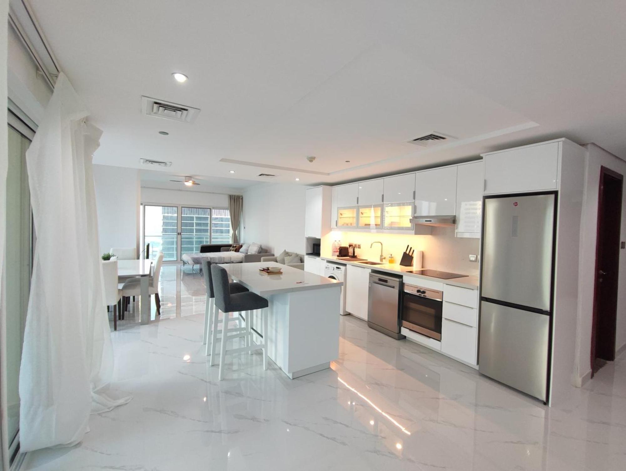 One Bedroom Apartment With Pool & Gym Near Marina Dubai Dış mekan fotoğraf