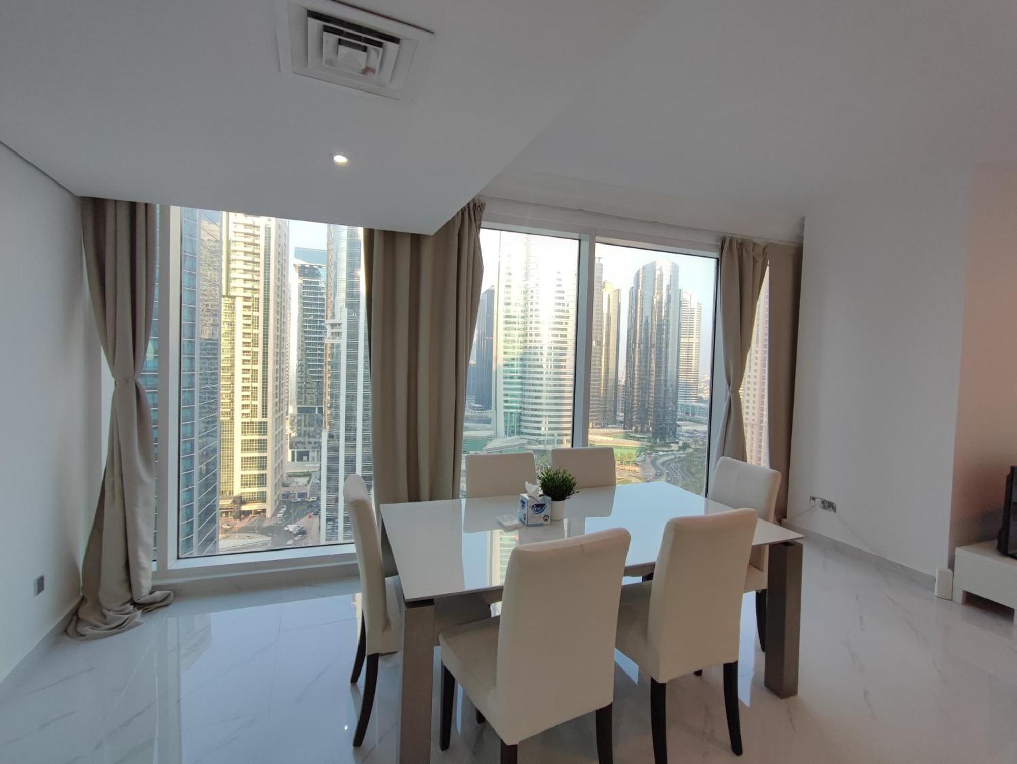 One Bedroom Apartment With Pool & Gym Near Marina Dubai Dış mekan fotoğraf